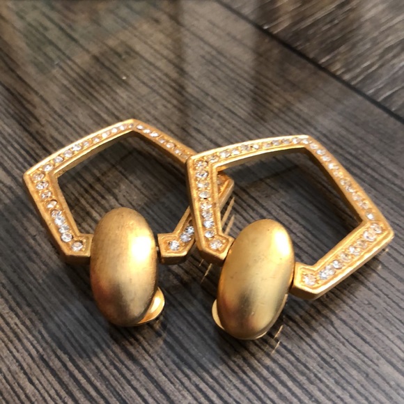 Vintage Matte Gold & Rhinestone Clip Earrings Mod - Picture 3 of 13
